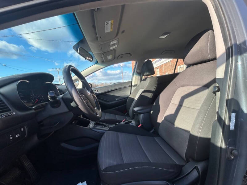 2016 Kia Forte5 LX