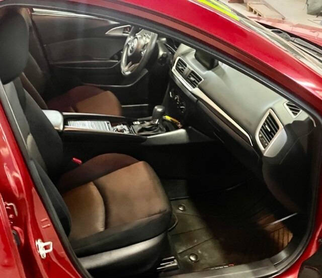 2017 Mazda MAZDA3 Sport