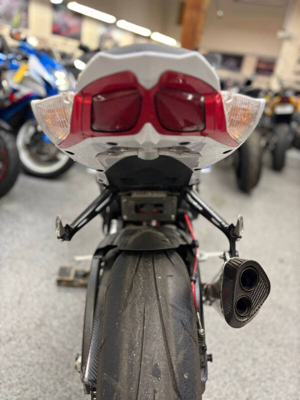 2013 Suzuki GSX-R1000