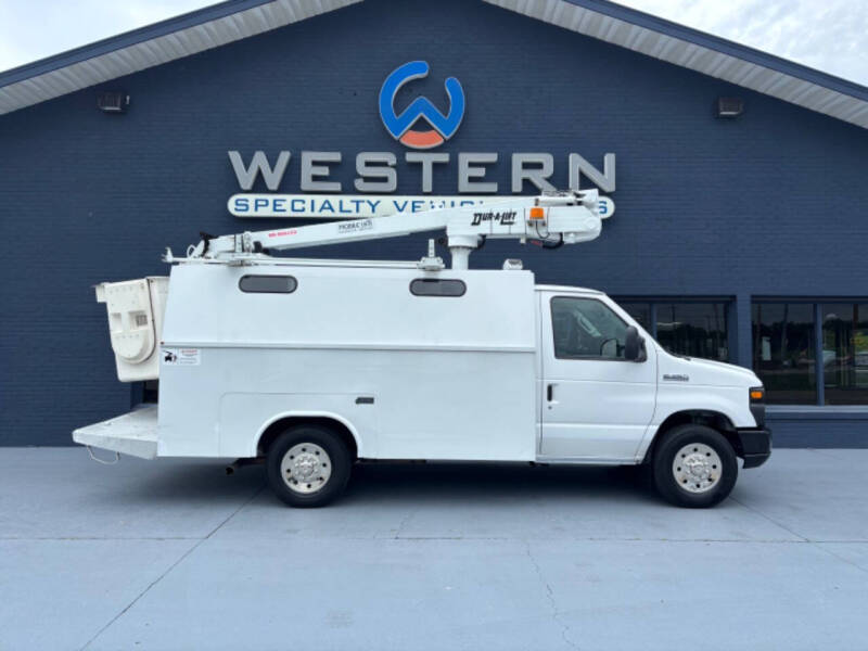 2017 Ford E350 Bucket Van