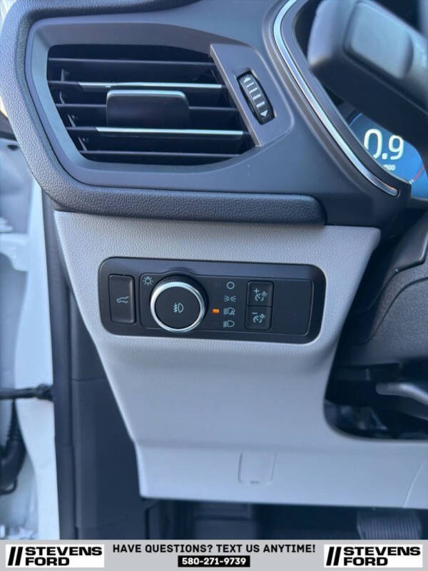 2026 Ford Escape Platinum