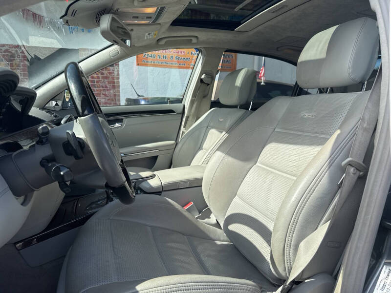 2011 Mercedes-Benz S-Class S 63 AMG