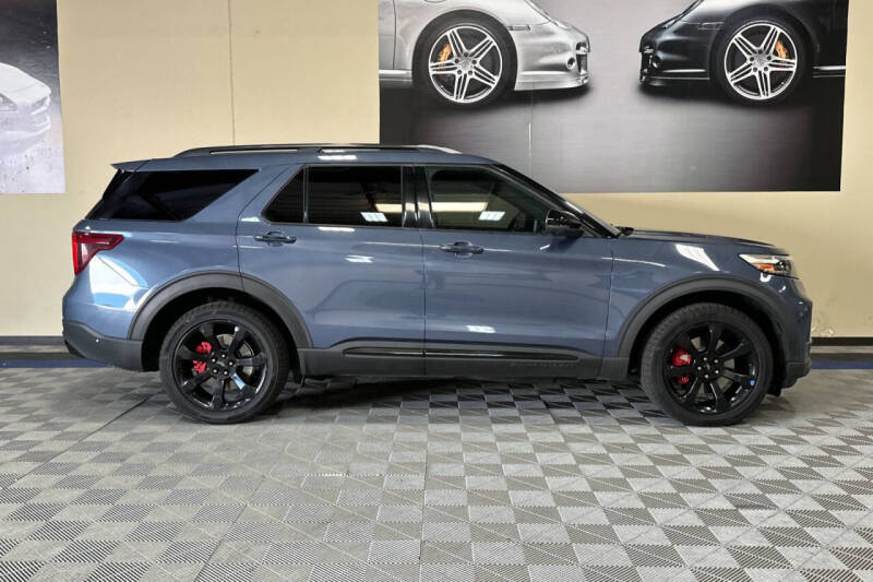 2021 Ford Explorer ST