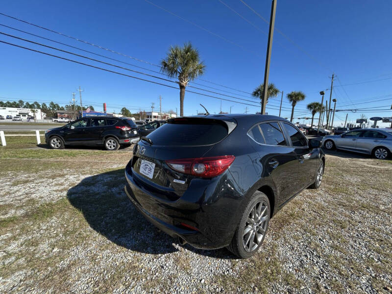 2018 Mazda MAZDA3 Touring