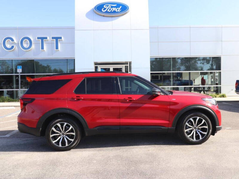 2025 Ford Explorer ST-Line