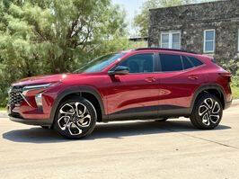 2025 Chevrolet Trax RS's photo