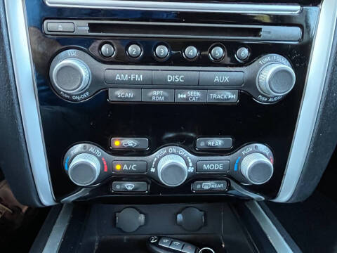 2014 Nissan Pathfinder SV