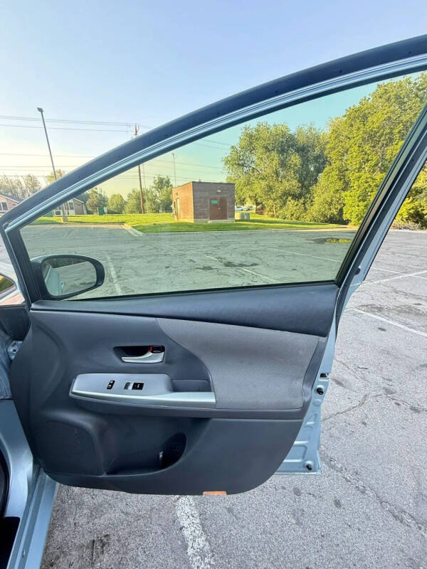 2012 Toyota Prius v
