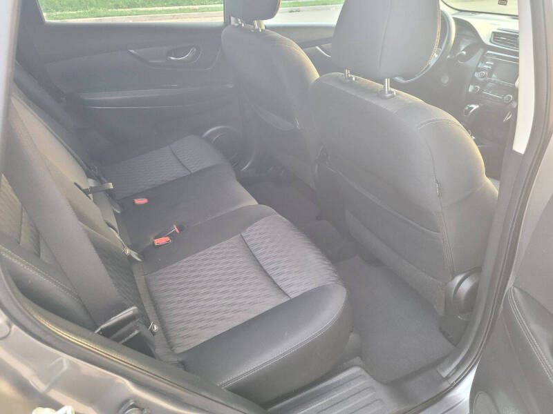 2017 Nissan Rogue S