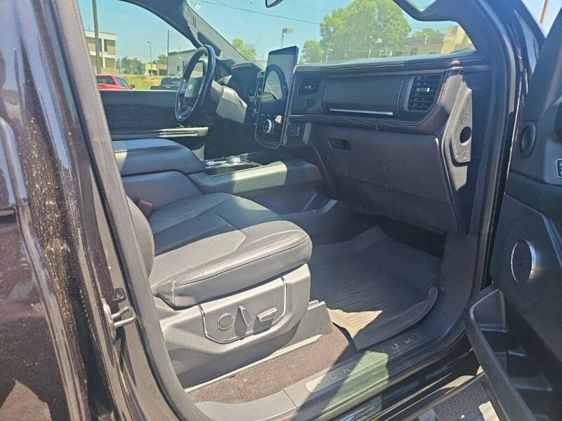 2023 Ford Expedition MAX Platinum