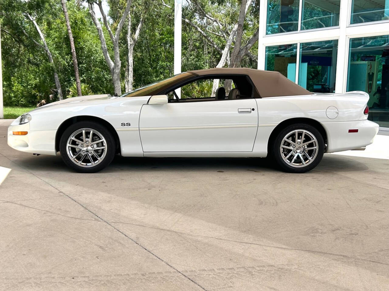 2002 Chevrolet Camaro 20