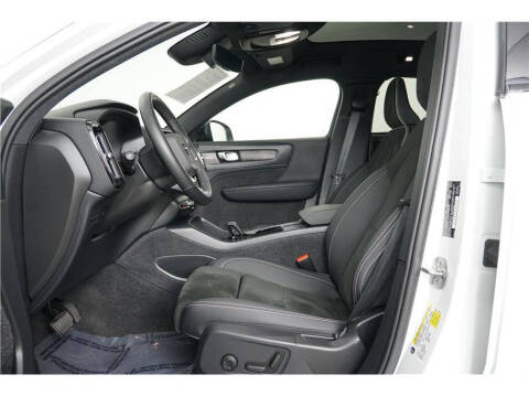 2023 Volvo C40 Recharge Twin Ultimate