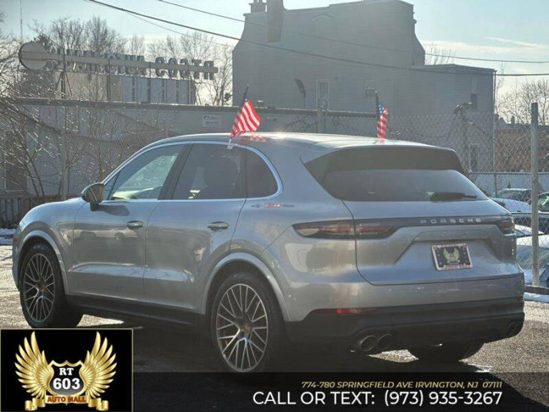 2020 Porsche Cayenne S