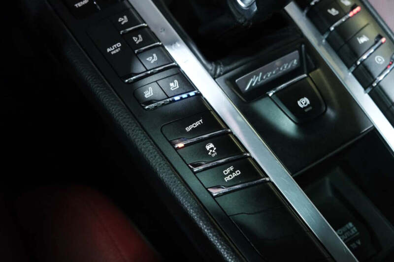 2019 Porsche Macan S