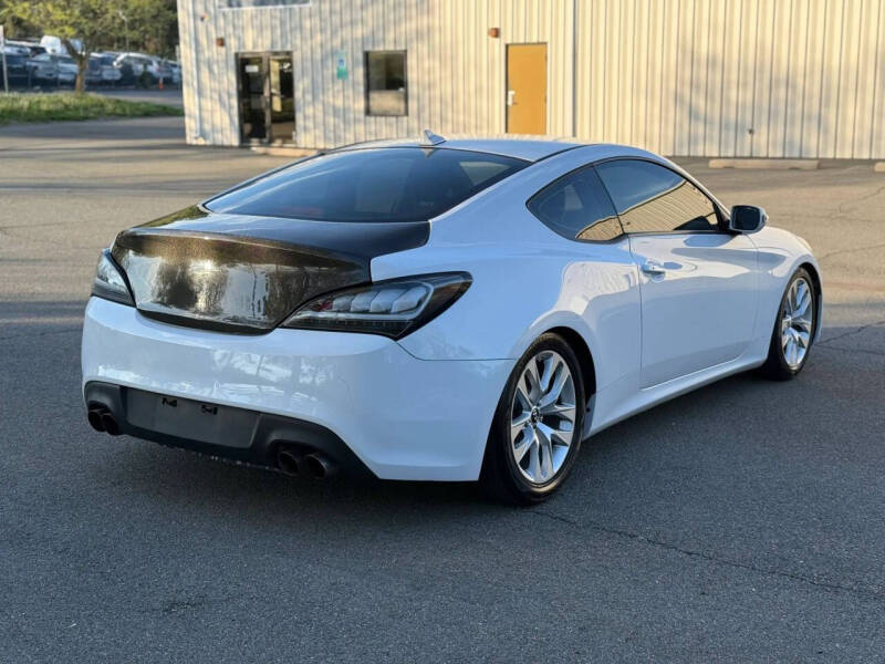 2016 Hyundai Genesis Coupe