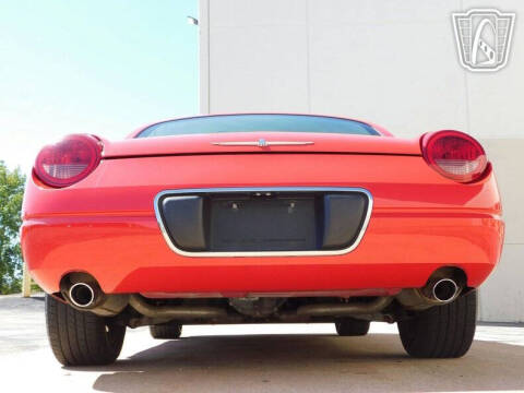 2002 Ford Thunderbird Deluxe