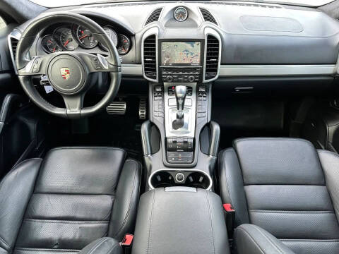 2013 Porsche Cayenne