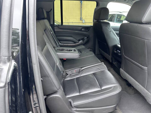 2018 Chevrolet Suburban LT