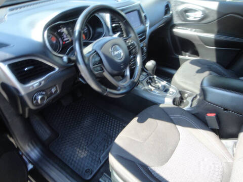 2020 Jeep Cherokee Latitude