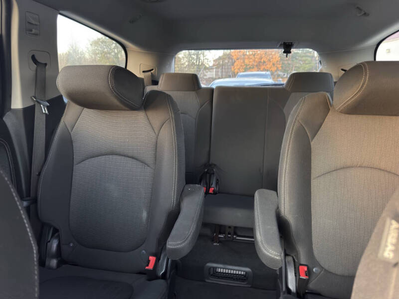 2016 Chevrolet Traverse LT