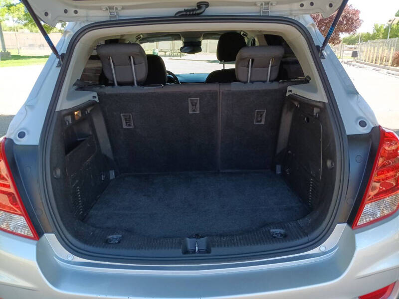 2020 Chevrolet Trax LS