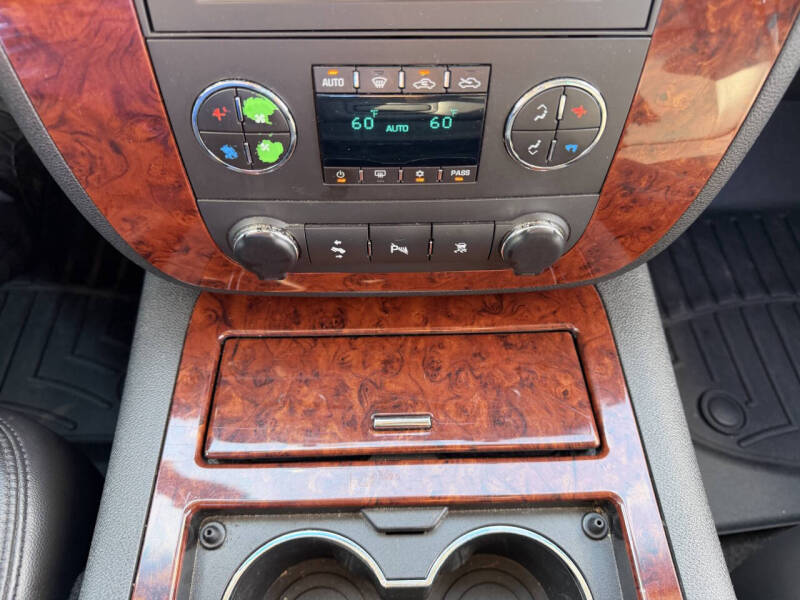 2010 Chevrolet Avalanche LTZ