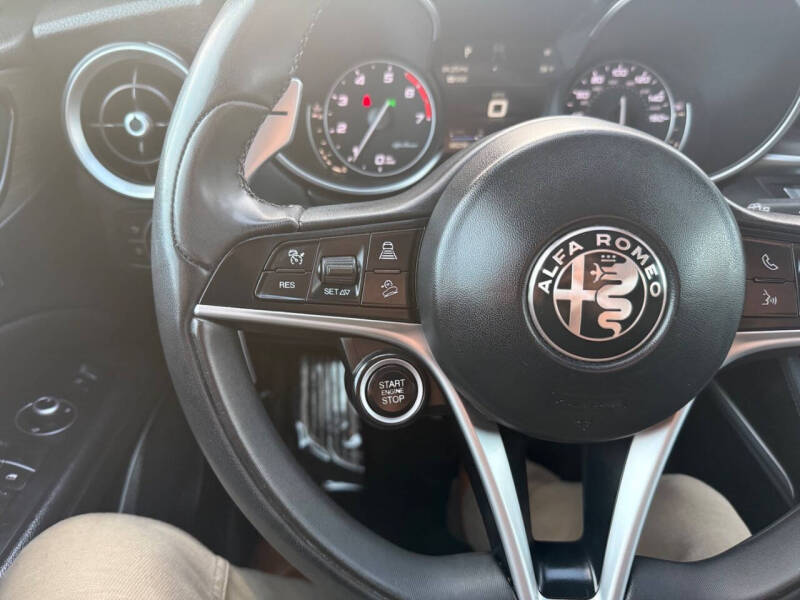 2018 Alfa Romeo Stelvio Ti Sport