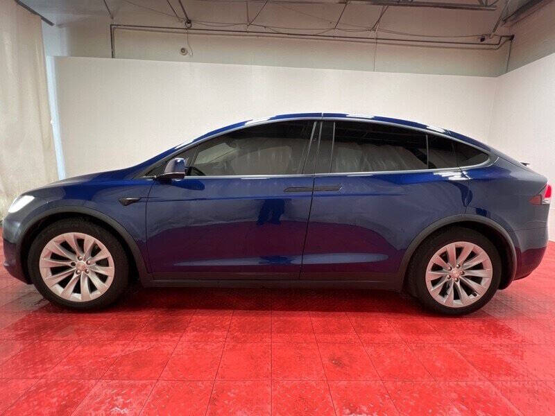 2017 Tesla Model X 75D