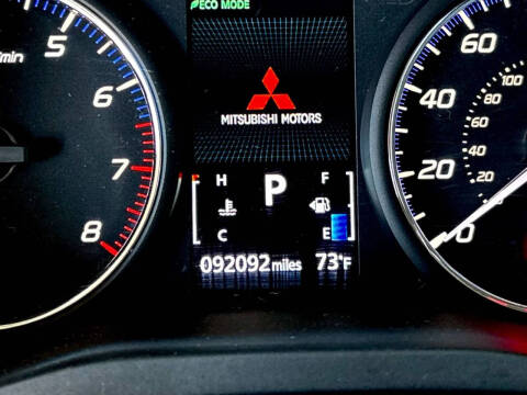 2017 Mitsubishi Outlander ES