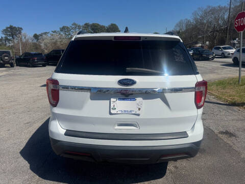 2018 Ford Explorer
