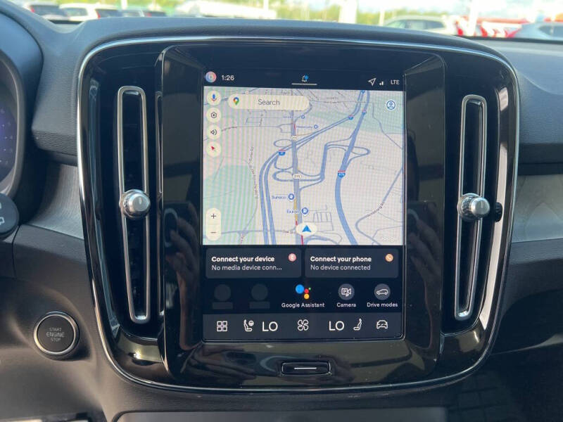 2026 Volvo XC40 B5 Plus