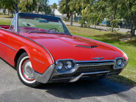 1962 Ford Thunderbird