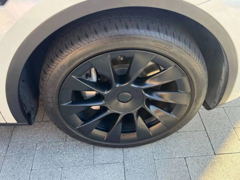 2021 Tesla Model Y Standard Range