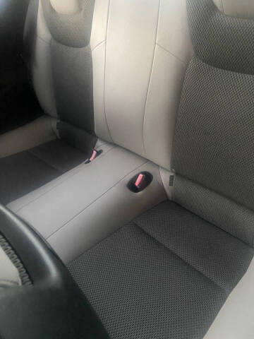 2013 Hyundai Genesis Coupe 2.0T Premium