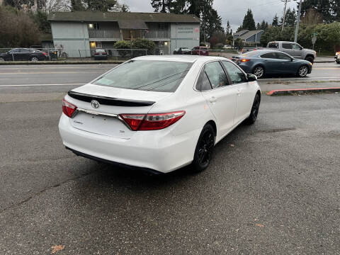 2017 Toyota Camry SE