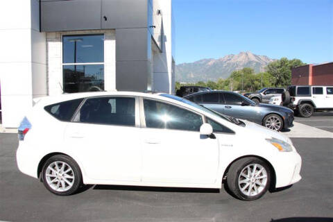 2012 Toyota Prius v Five