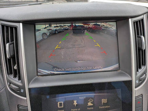 2015 Infiniti Q50 Premium