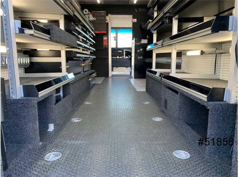 2016 Freightliner MT45 Chassis