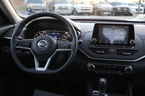 2021 Nissan Altima 2.5 SR