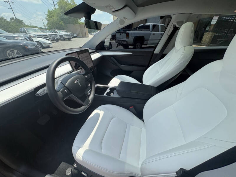 2023 Tesla Model Y Long Range