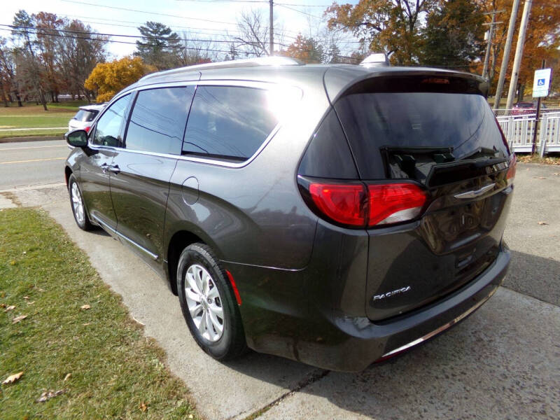 2018 Chrysler Pacifica Touring L