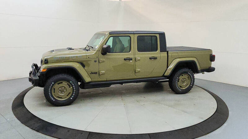 2026 Jeep Gladiator Sport