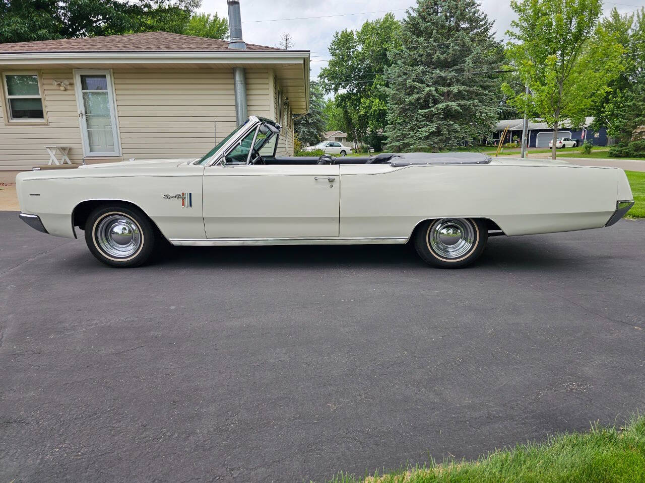 1967 Plymouth Sport Fury 8