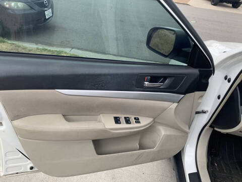 2014 Subaru Outback 2.5i