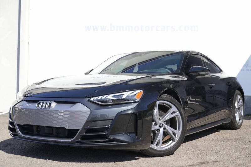 2022 Audi e-tron GT quattro Premium Plus