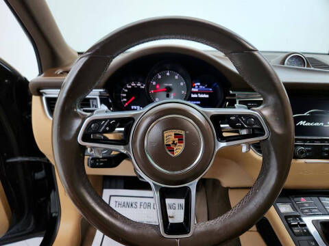 2016 Porsche Macan S