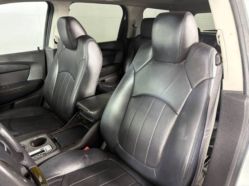2011 GMC Acadia Denali