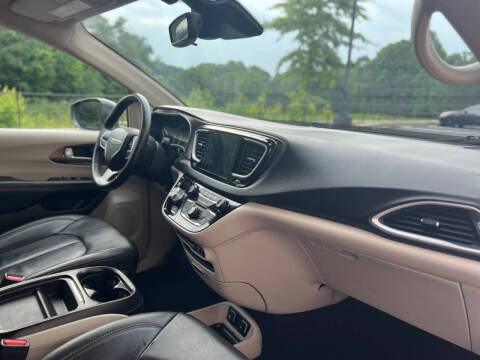 2018 Chrysler Pacifica Touring L