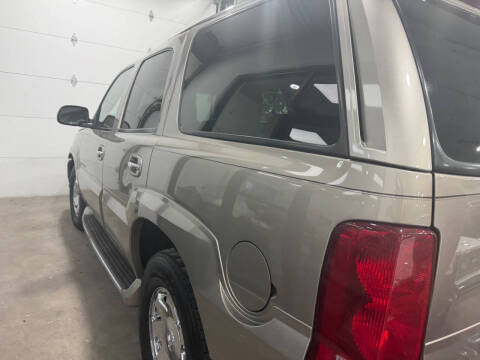 2003 Cadillac Escalade