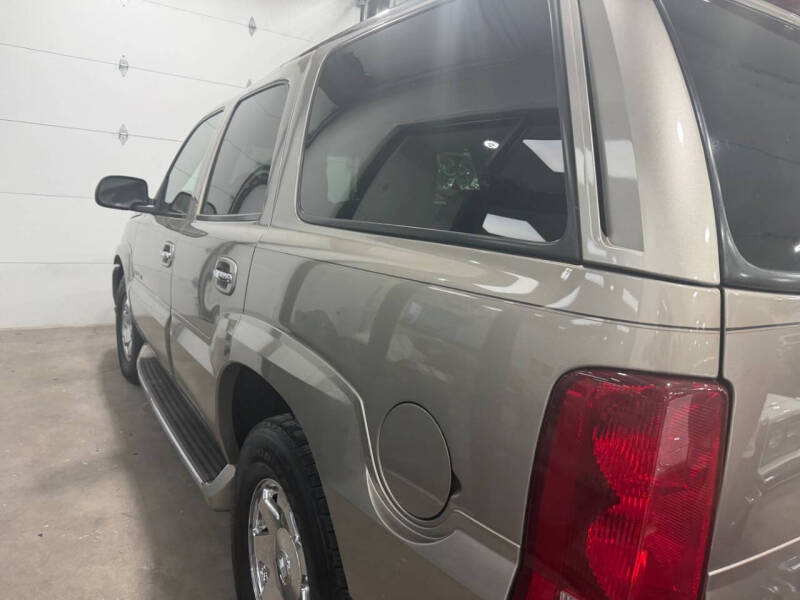 2003 Cadillac Escalade